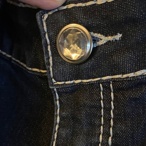 NEW. Rodeo Girl Denim Shorts - Picture 5 of 7